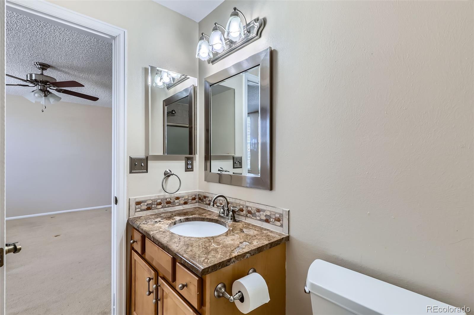 MLS Image #12 for 10106 w geddes circle,littleton, Colorado