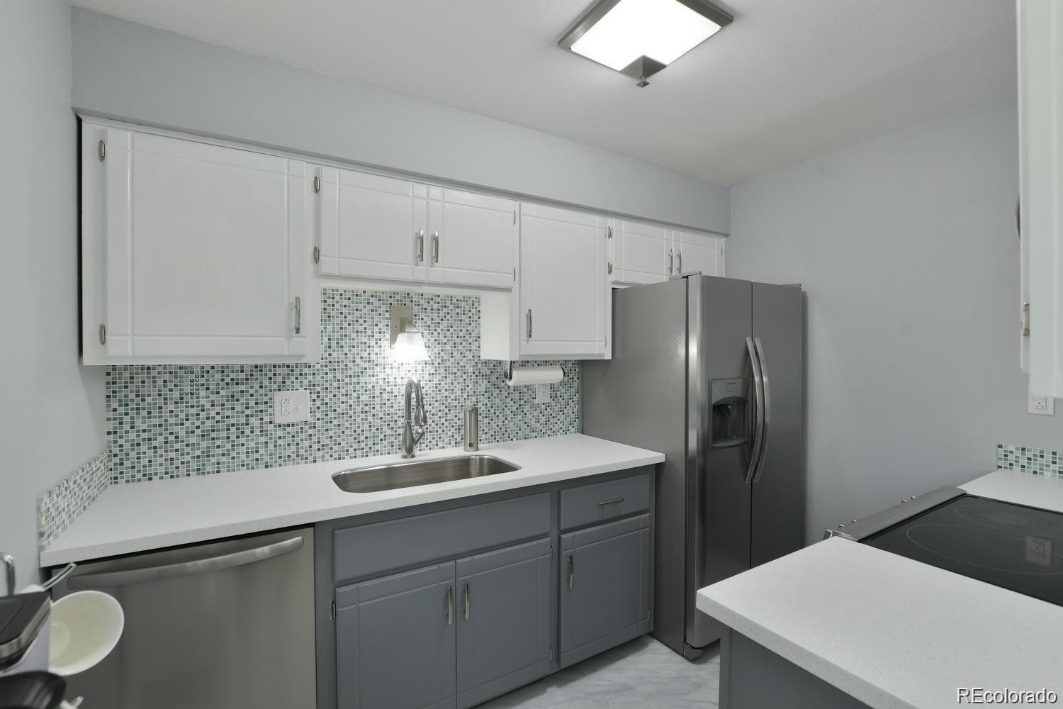 MLS Image #11 for 9005 e lehigh avenue,denver, Colorado
