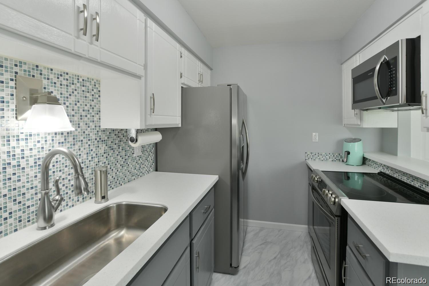 MLS Image #13 for 9005 e lehigh avenue,denver, Colorado