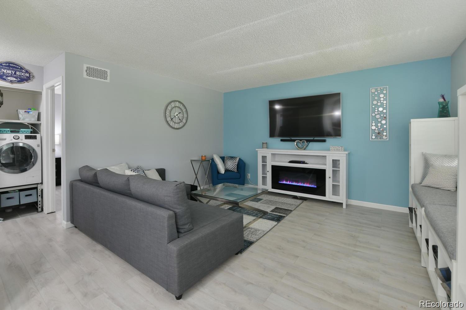 MLS Image #5 for 9005 e lehigh avenue,denver, Colorado