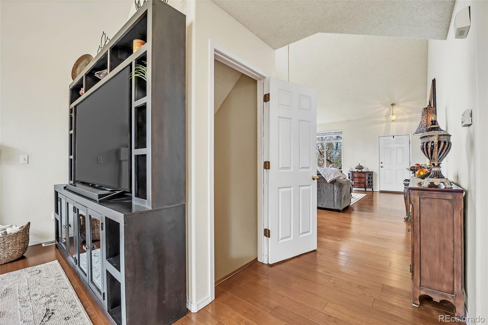 MLS Image #10 for 775  riverview lane,colorado springs, Colorado