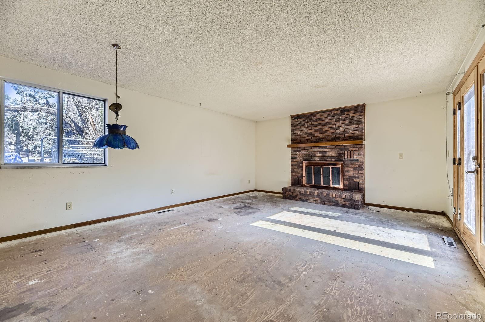 MLS Image #10 for 1392 e nichols avenue,centennial, Colorado