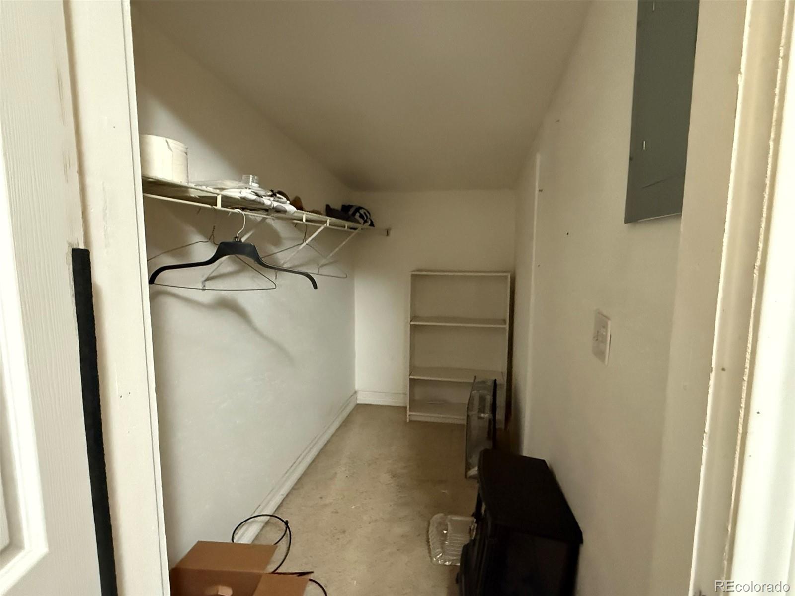 MLS Image #11 for 11515 e 17th avenue,aurora, Colorado
