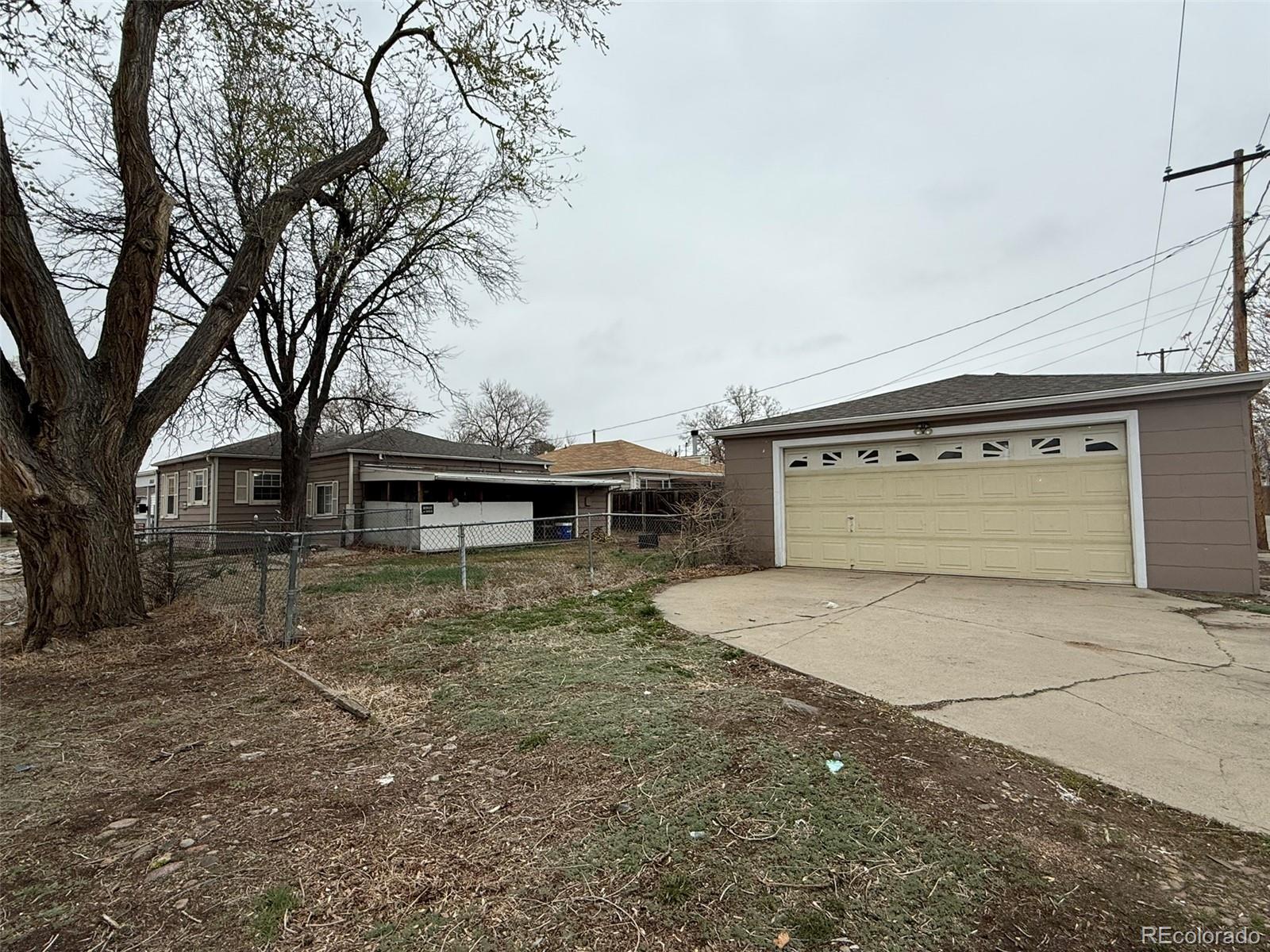 MLS Image #12 for 11515 e 17th avenue,aurora, Colorado