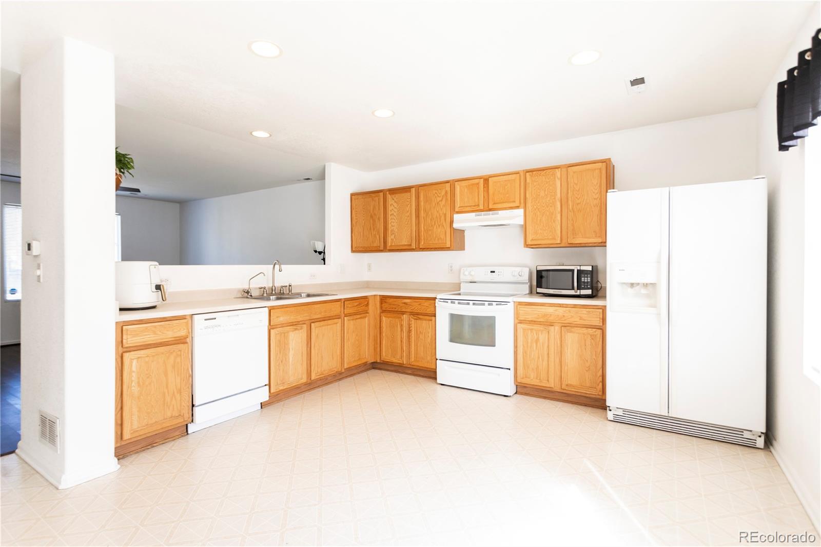 MLS Image #8 for 1404  swan avenue,brighton, Colorado