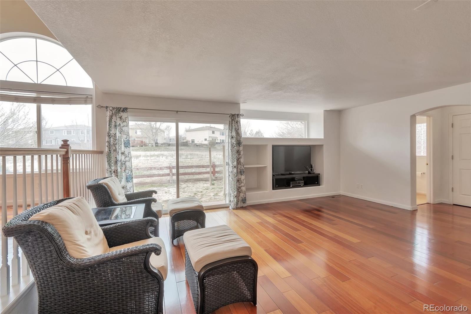 MLS Image #5 for 20308 e 46th avenue,denver, Colorado