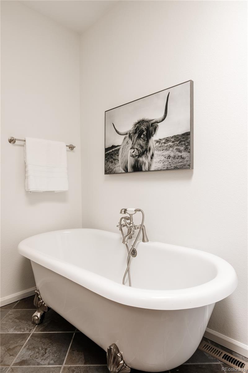 MLS Image #14 for 8001 e ellsworth avenue ,denver, Colorado