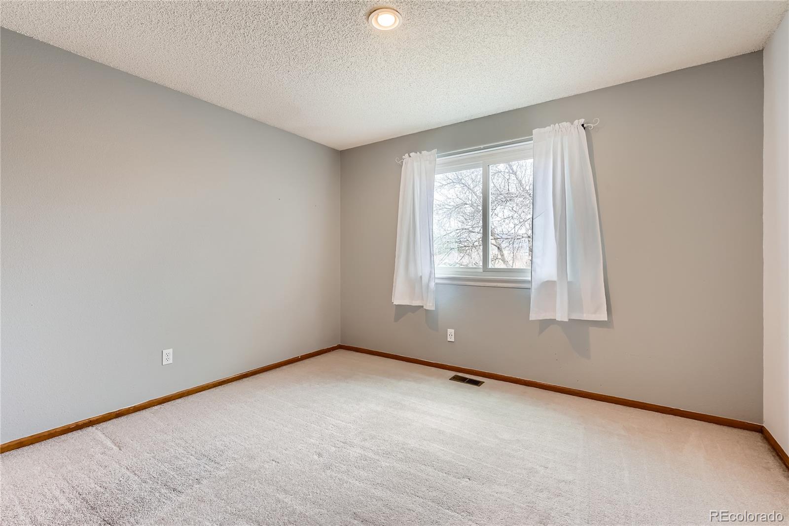 MLS Image #25 for 6470 s oak court,littleton, Colorado