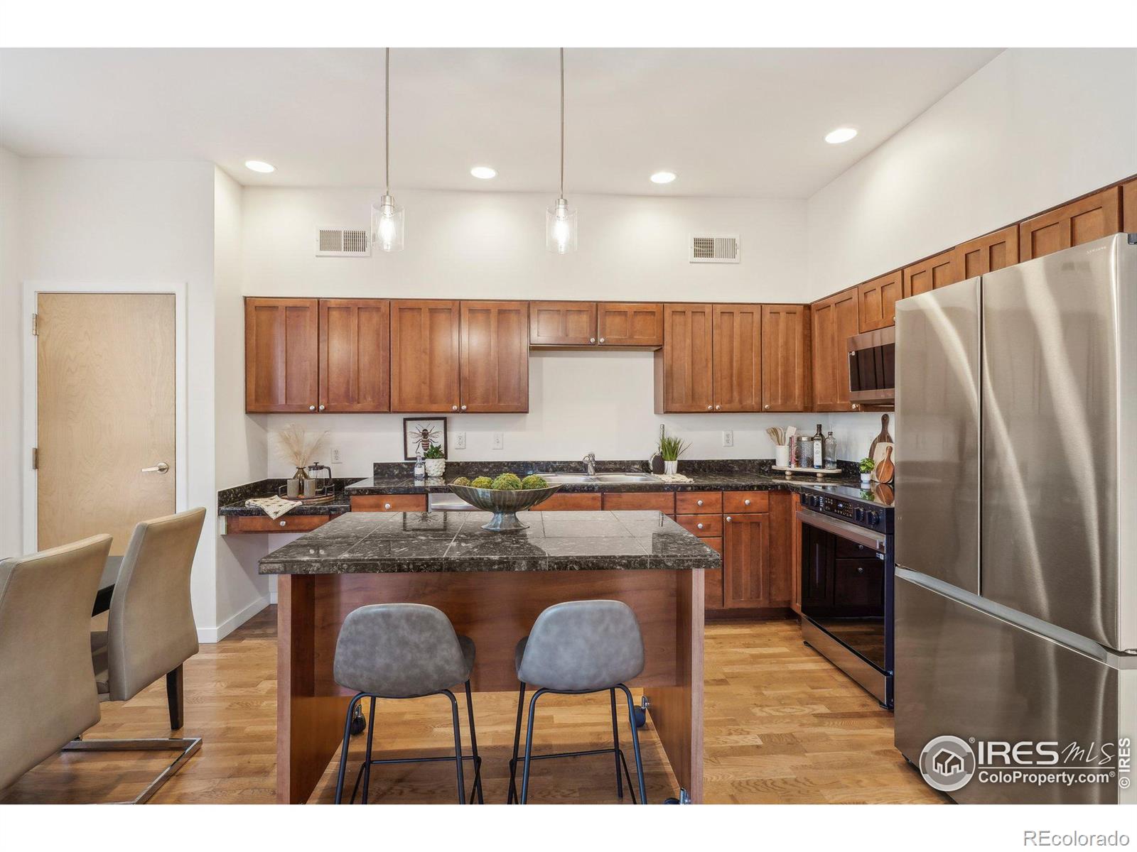 MLS Image #10 for 1053 w century drive,louisville, Colorado