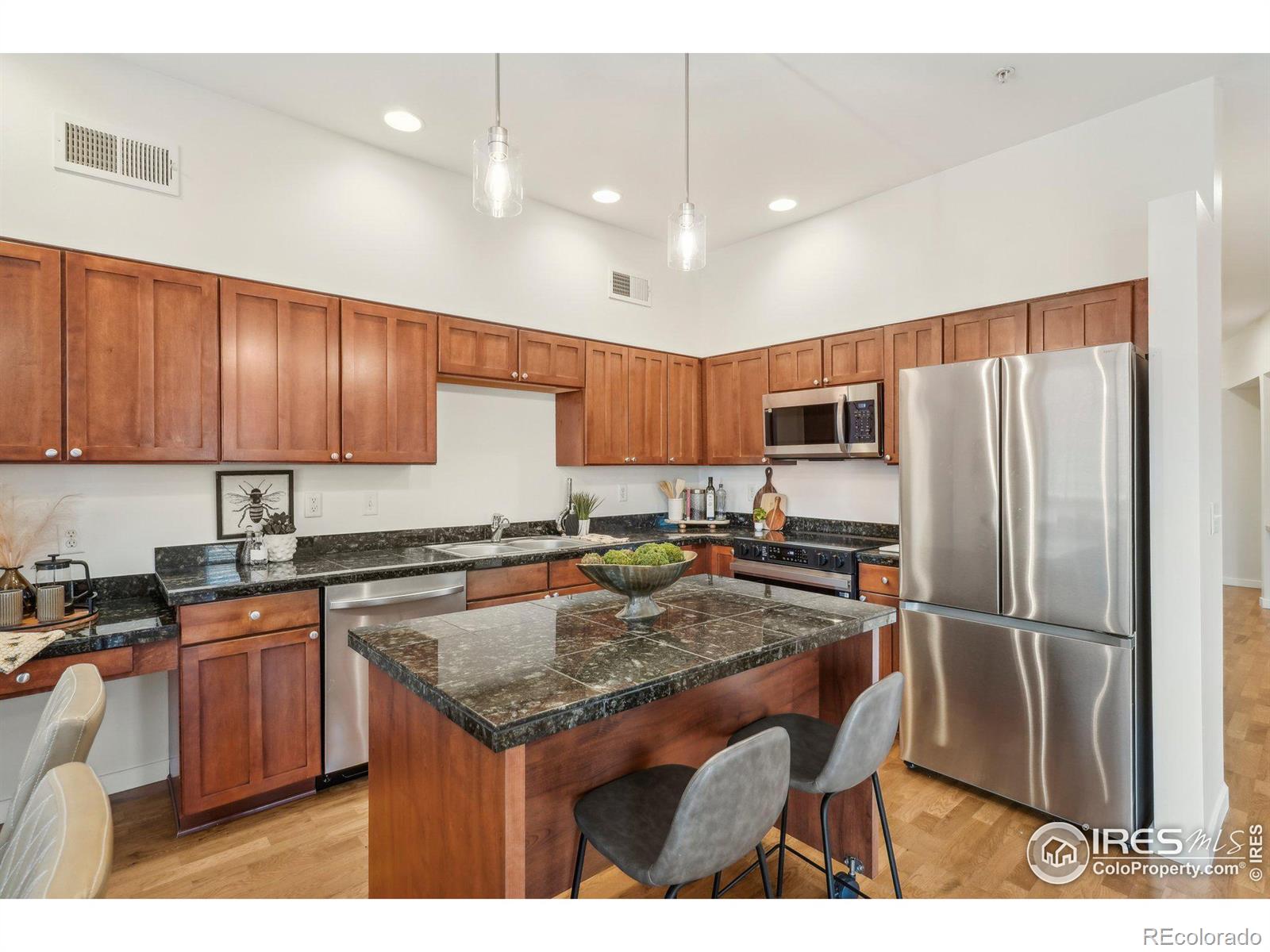 MLS Image #7 for 1053 w century drive,louisville, Colorado