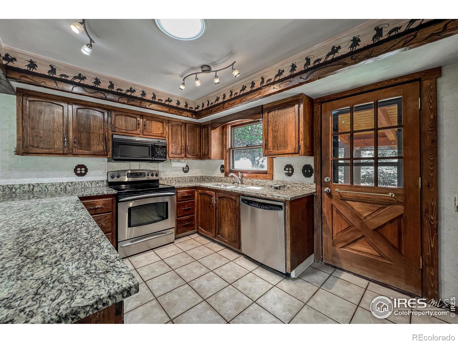 MLS Image #3 for 135  lake drive,lyons, Colorado