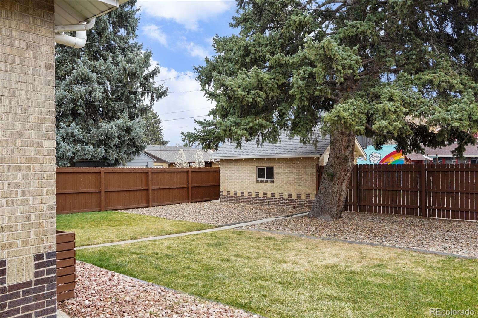 MLS Image #23 for 2644 n glencoe street,denver, Colorado