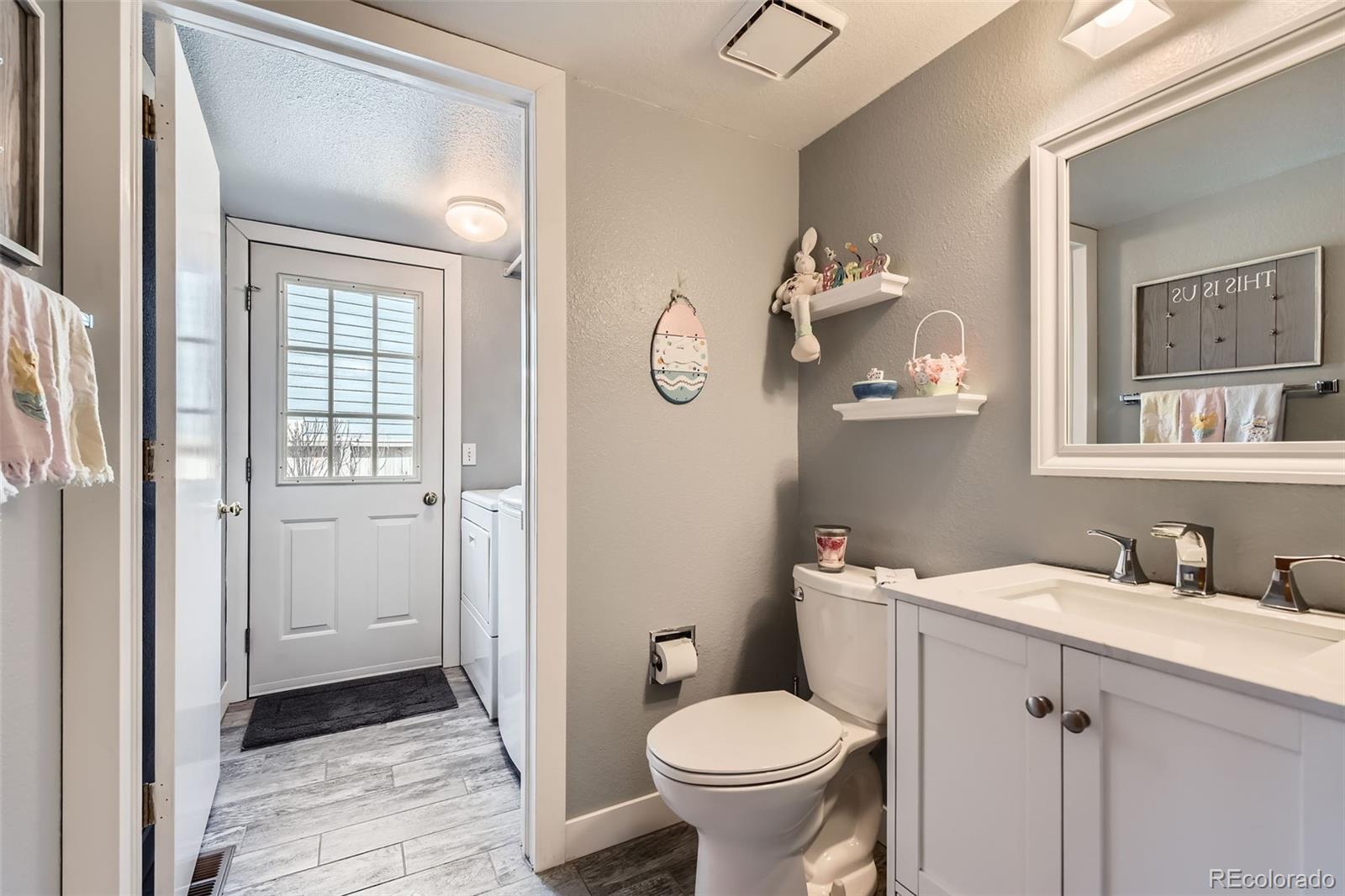 MLS Image #11 for 9456  bexley drive,highlands ranch, Colorado