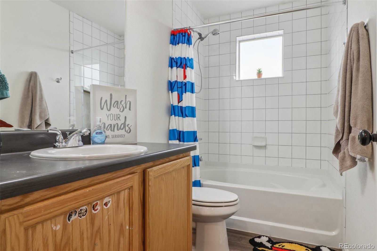 MLS Image #17 for 18108 e 52nd avenue,denver, Colorado