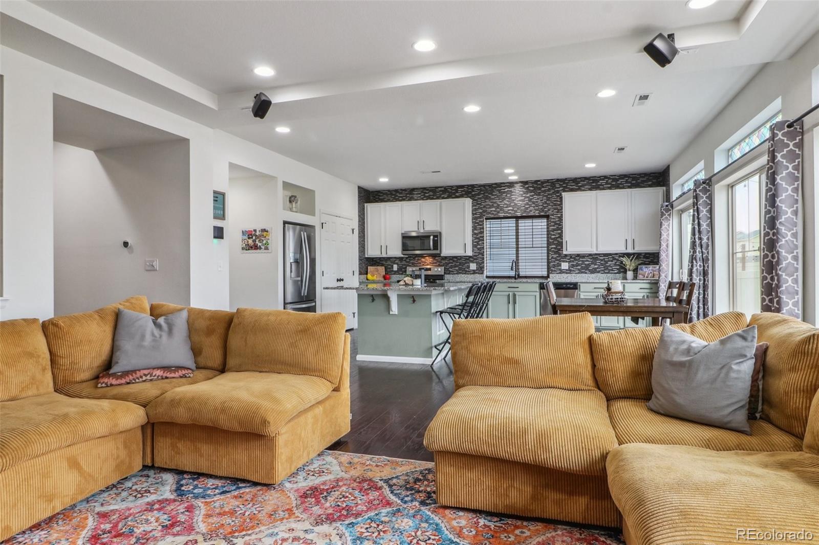 MLS Image #4 for 18108 e 52nd avenue,denver, Colorado