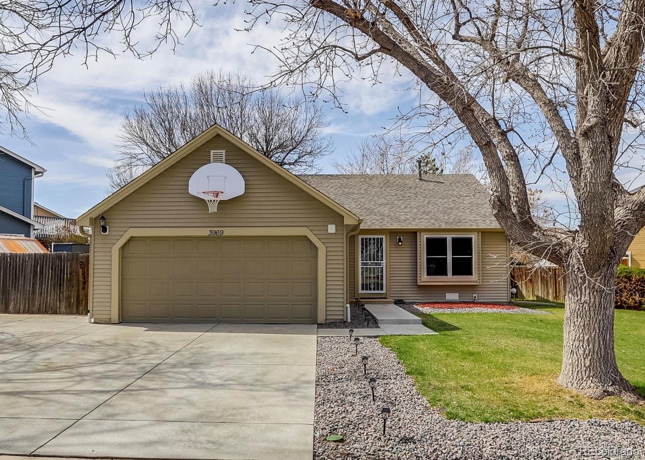 MLS Image #0 for 3969 s fundy circle,aurora, Colorado
