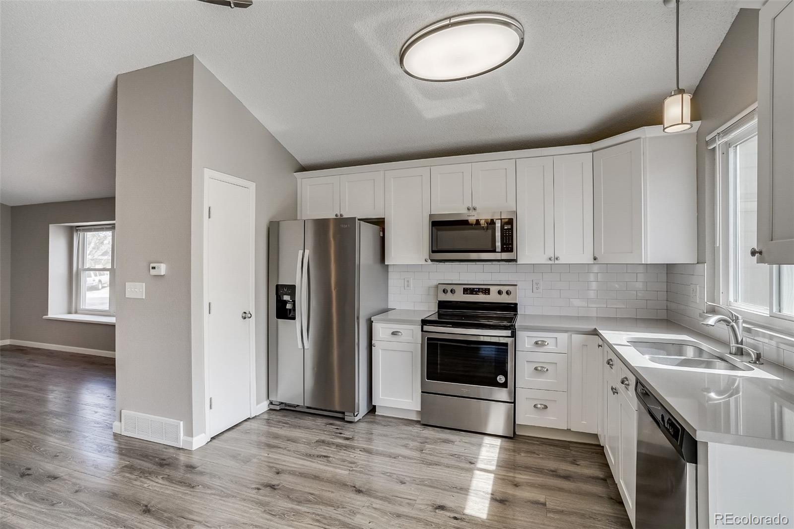 MLS Image #6 for 3969 s fundy circle,aurora, Colorado