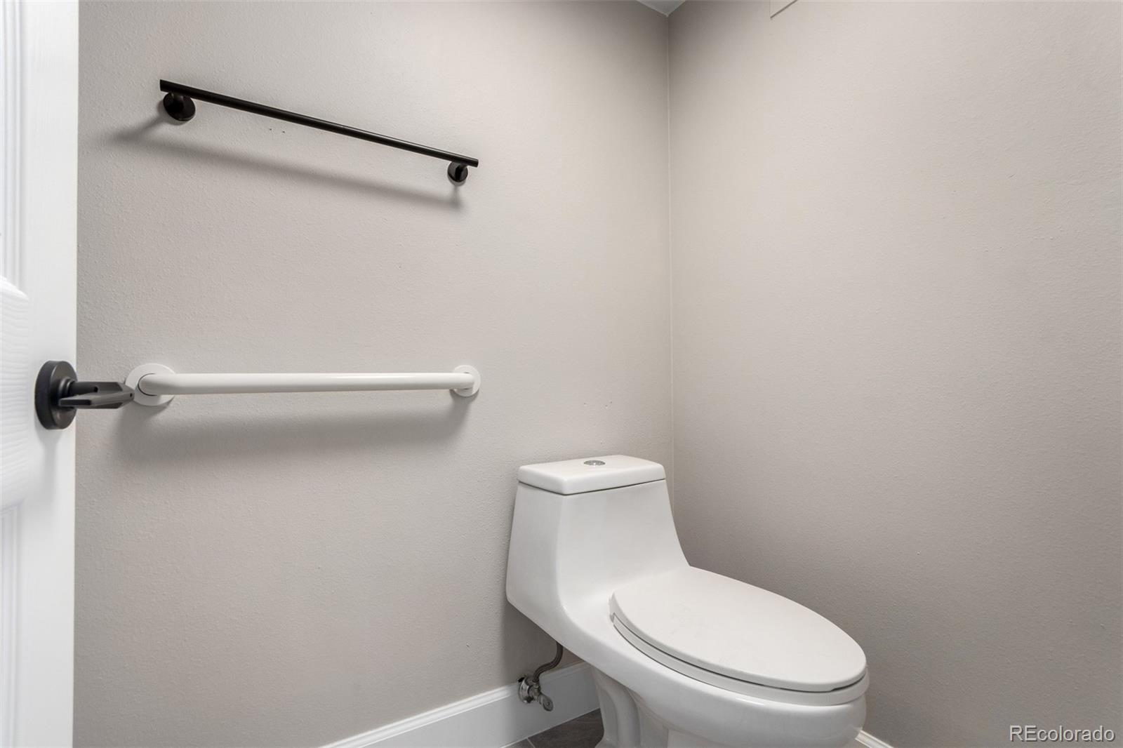 MLS Image #16 for 14050 e linvale place,aurora, Colorado