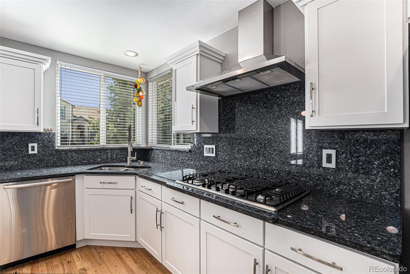 MLS Image #13 for 15907 w 72nd drive,arvada, Colorado