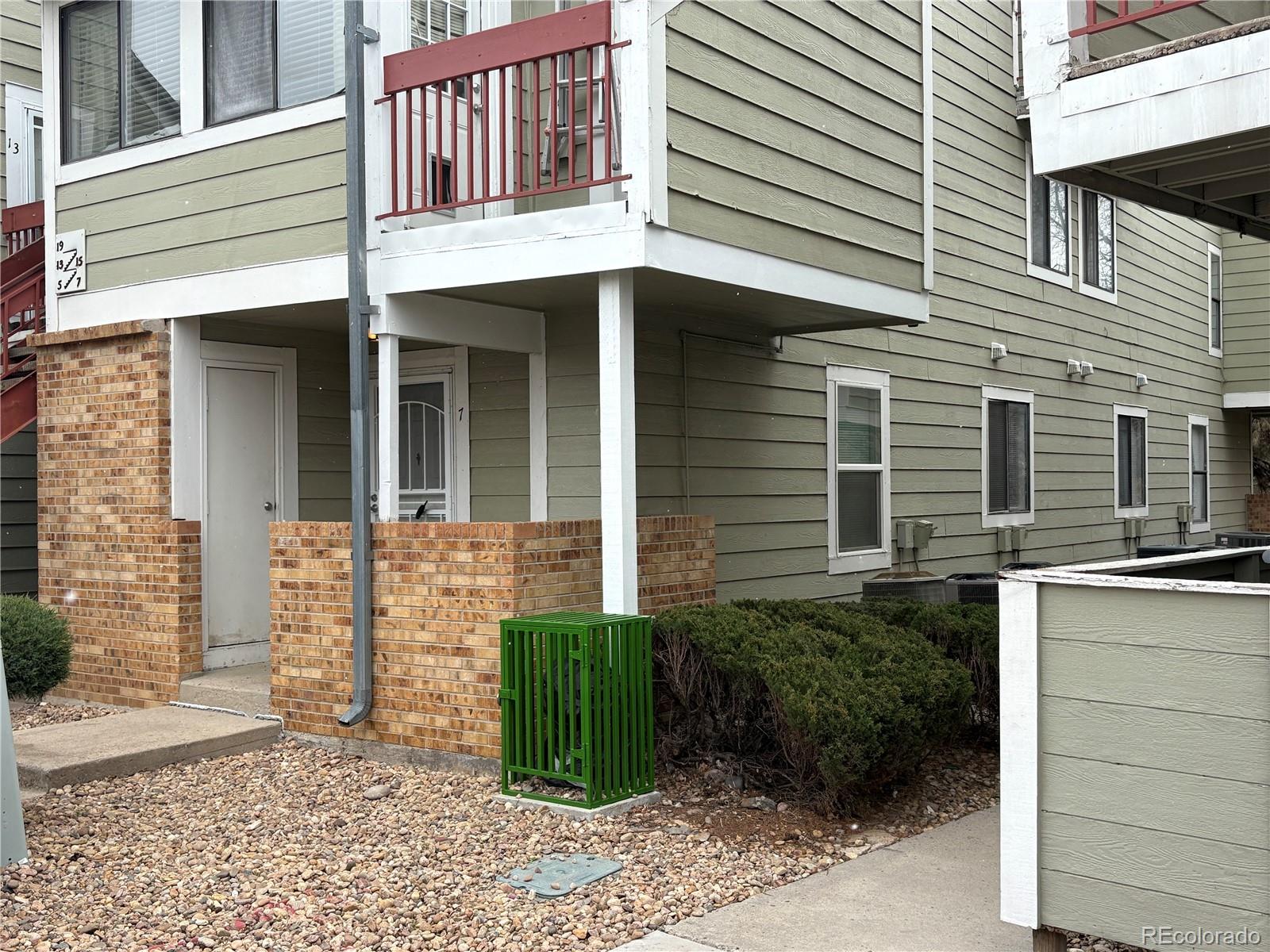 MLS Image #12 for 962 s dearborn way,aurora, Colorado