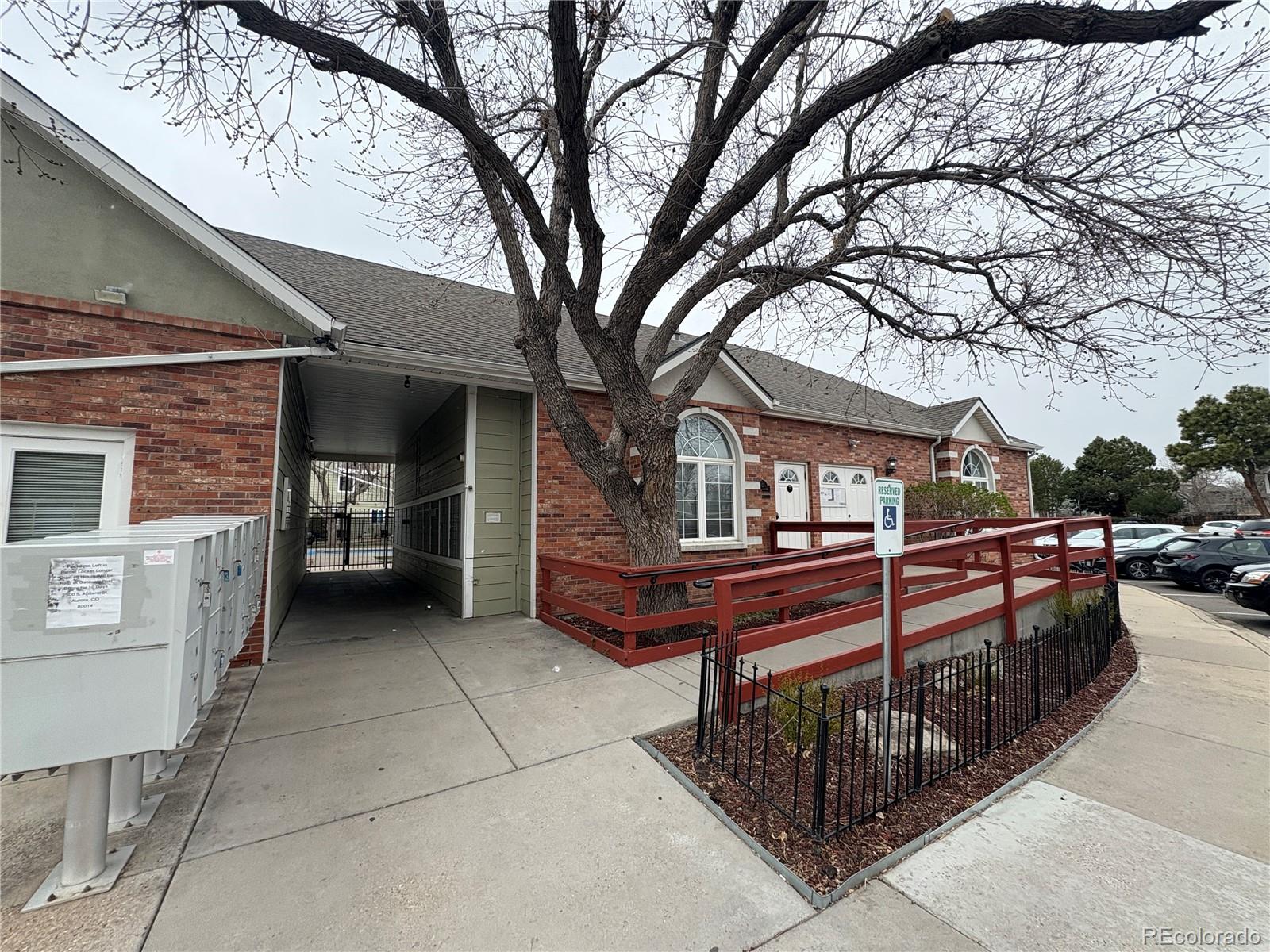 MLS Image #16 for 962 s dearborn way,aurora, Colorado