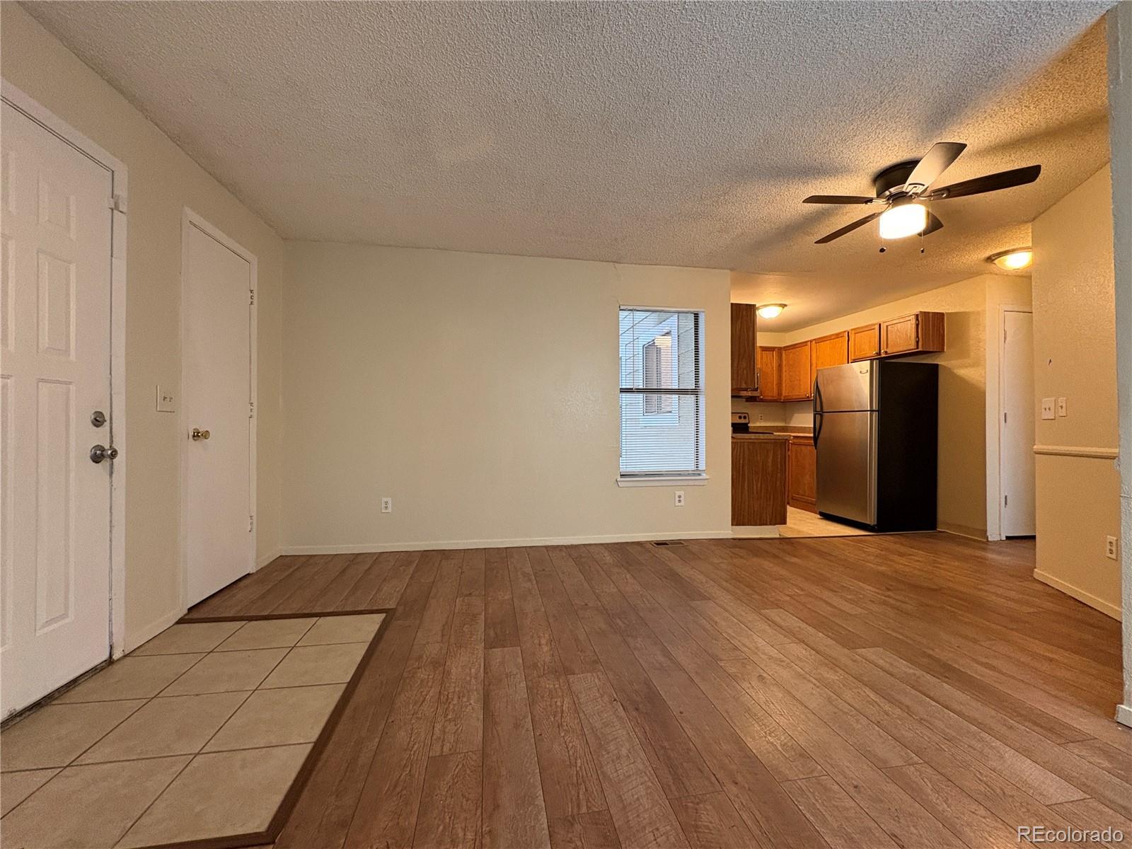 MLS Image #3 for 962 s dearborn way,aurora, Colorado