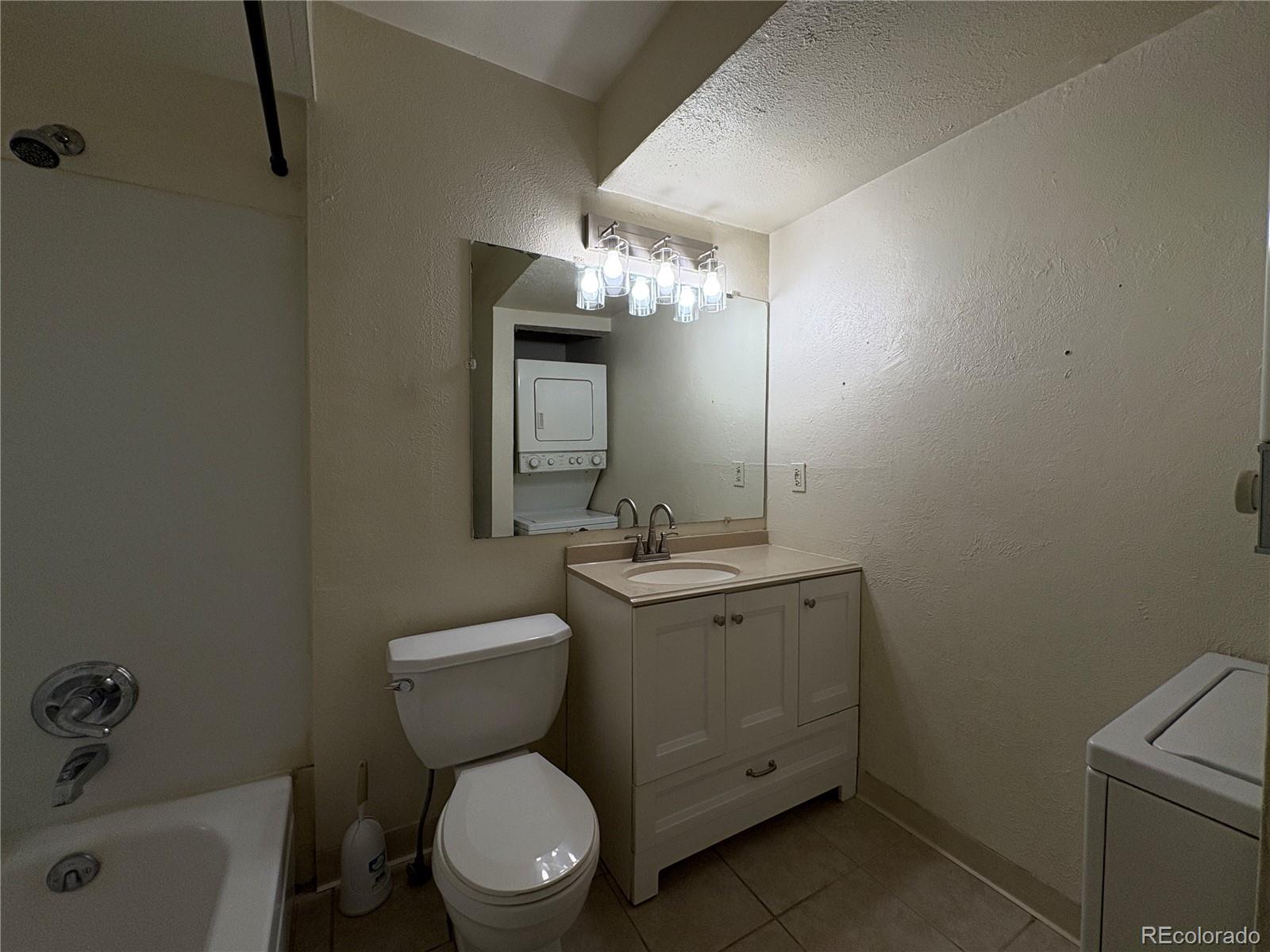 MLS Image #7 for 962 s dearborn way,aurora, Colorado