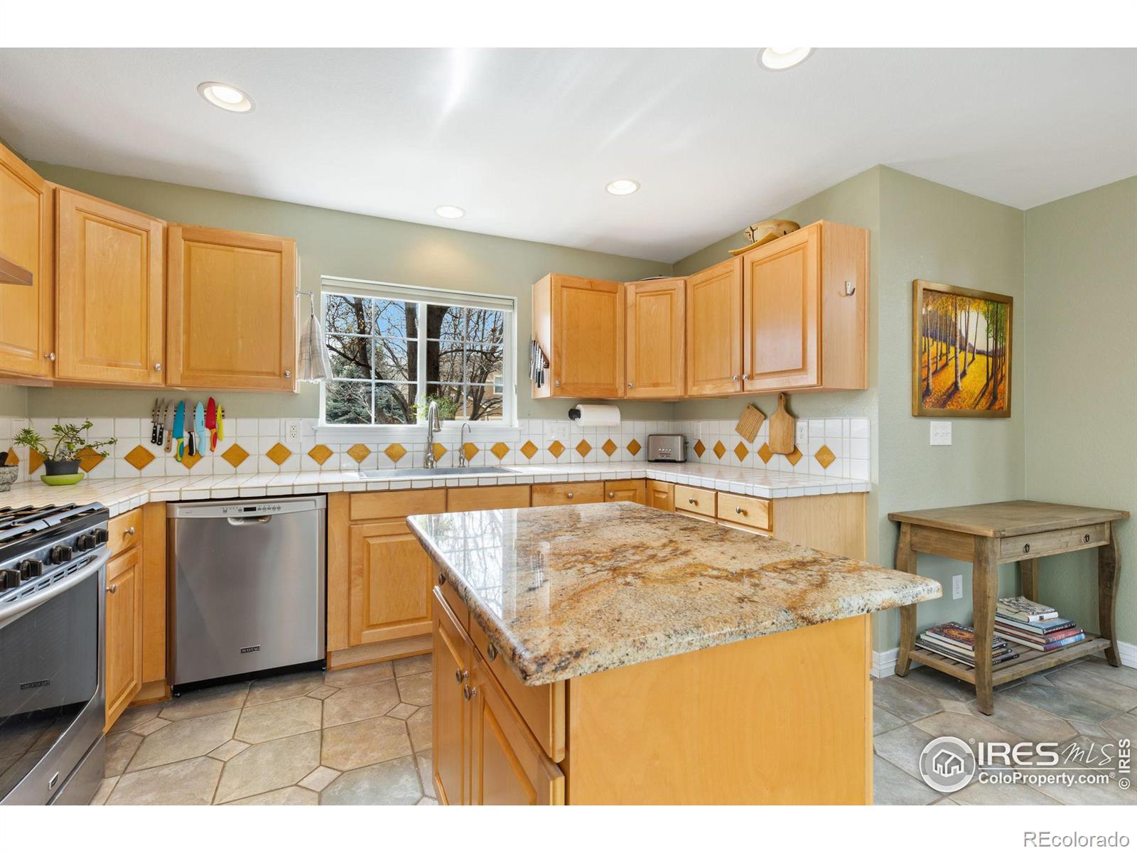 MLS Image #10 for 516  folklore avenue,longmont, Colorado