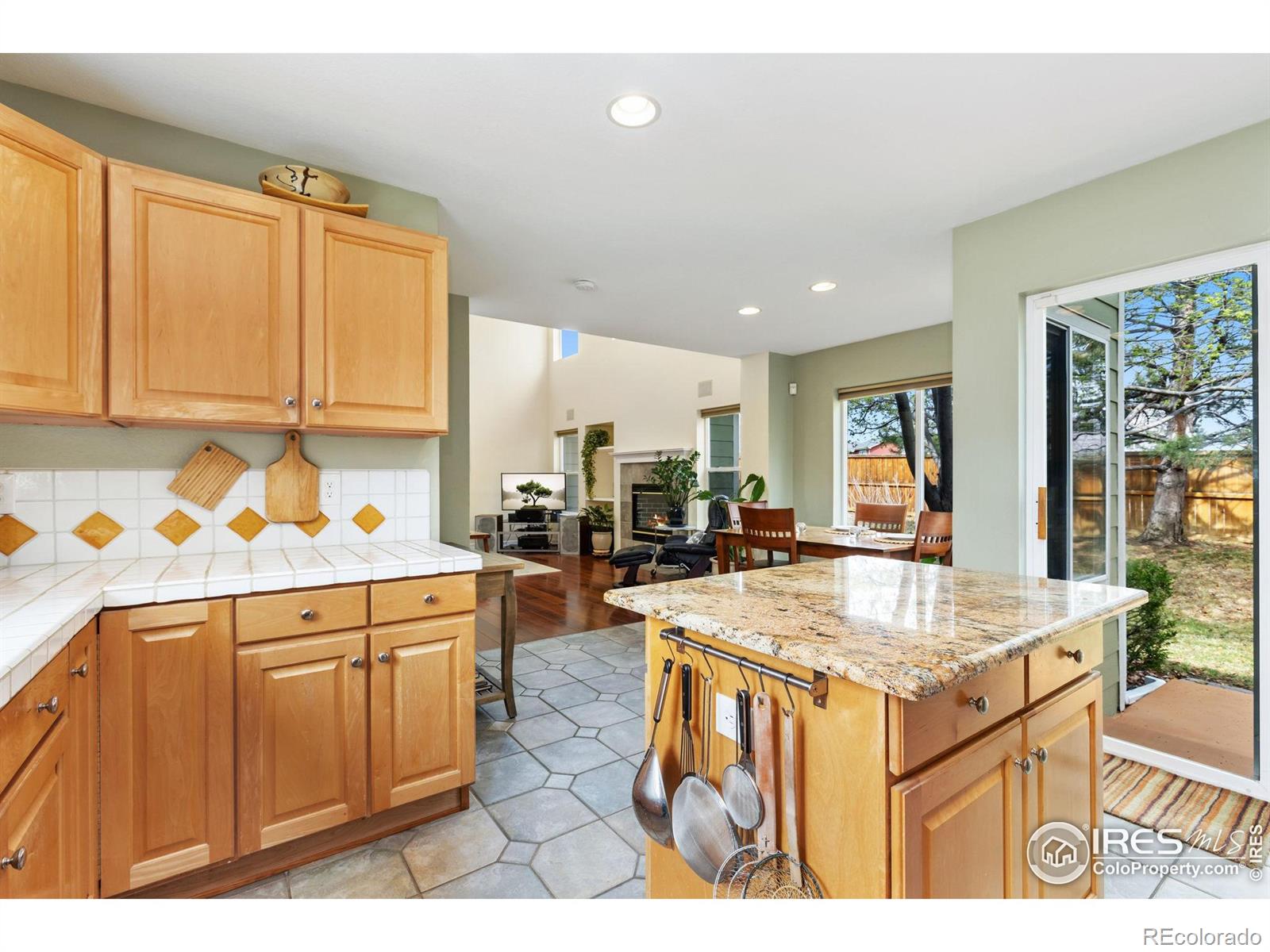 MLS Image #7 for 516  folklore avenue,longmont, Colorado