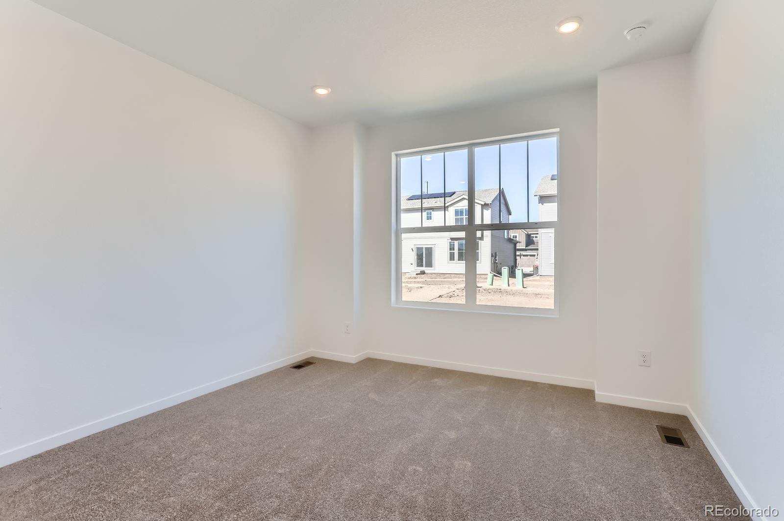 MLS Image #5 for 165  fremont court,brighton, Colorado