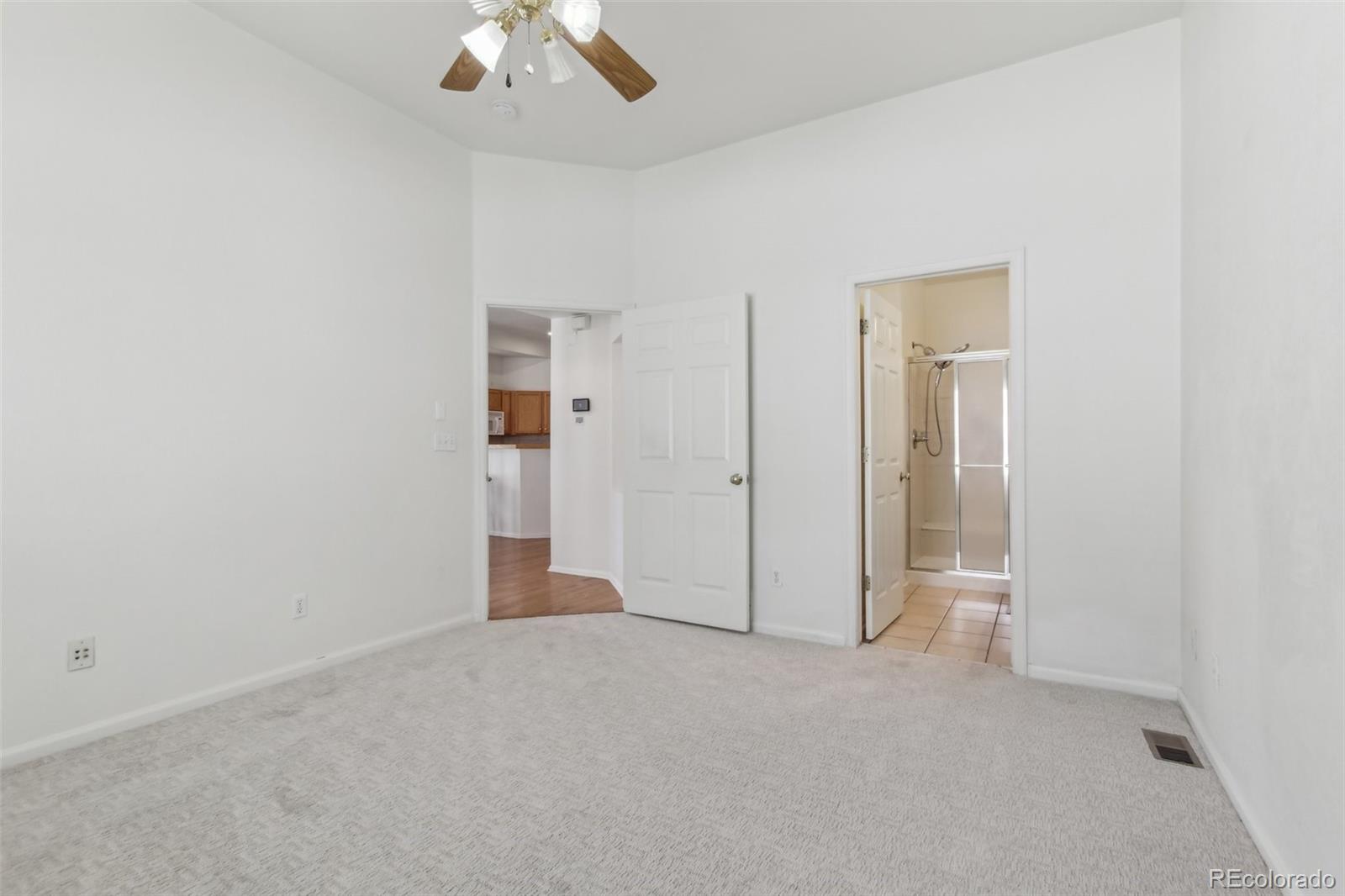 MLS Image #14 for 12879 e dickensen place,aurora, Colorado
