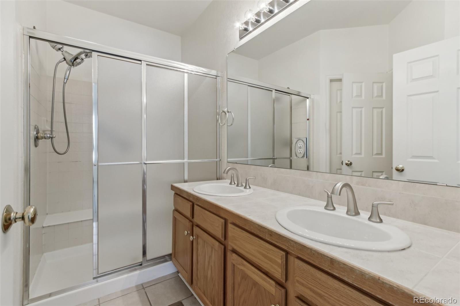 MLS Image #16 for 12879 e dickensen place,aurora, Colorado