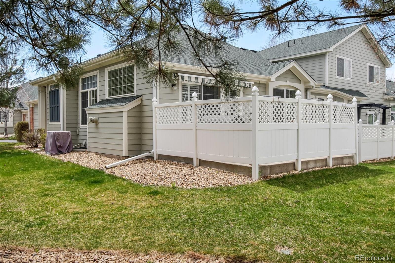 MLS Image #34 for 12879 e dickensen place,aurora, Colorado