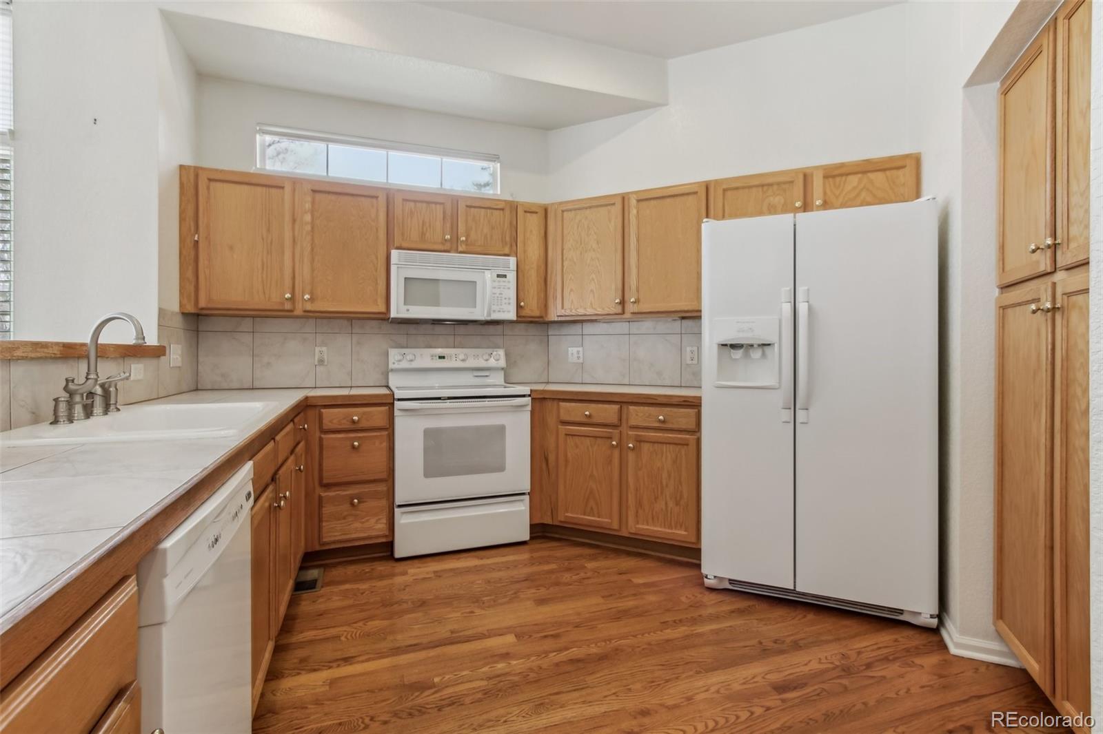 MLS Image #9 for 12879 e dickensen place,aurora, Colorado