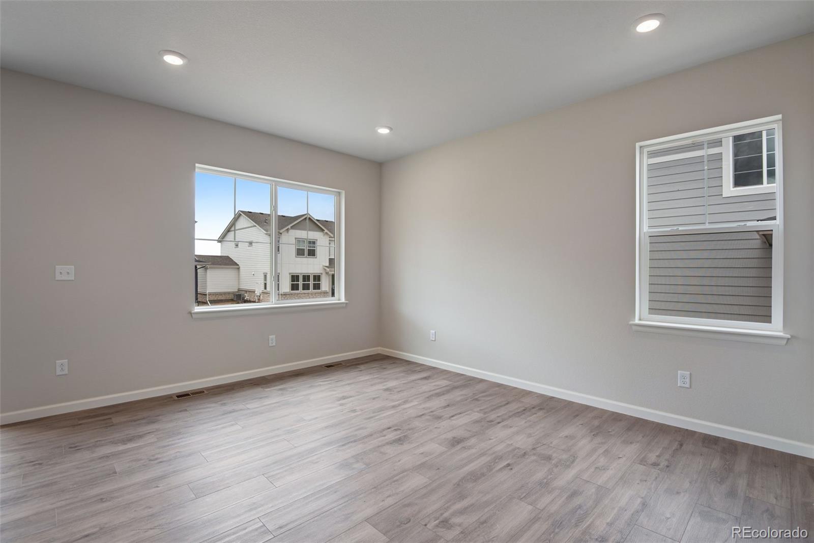 MLS Image #23 for 3443 n gold bug court,aurora, Colorado