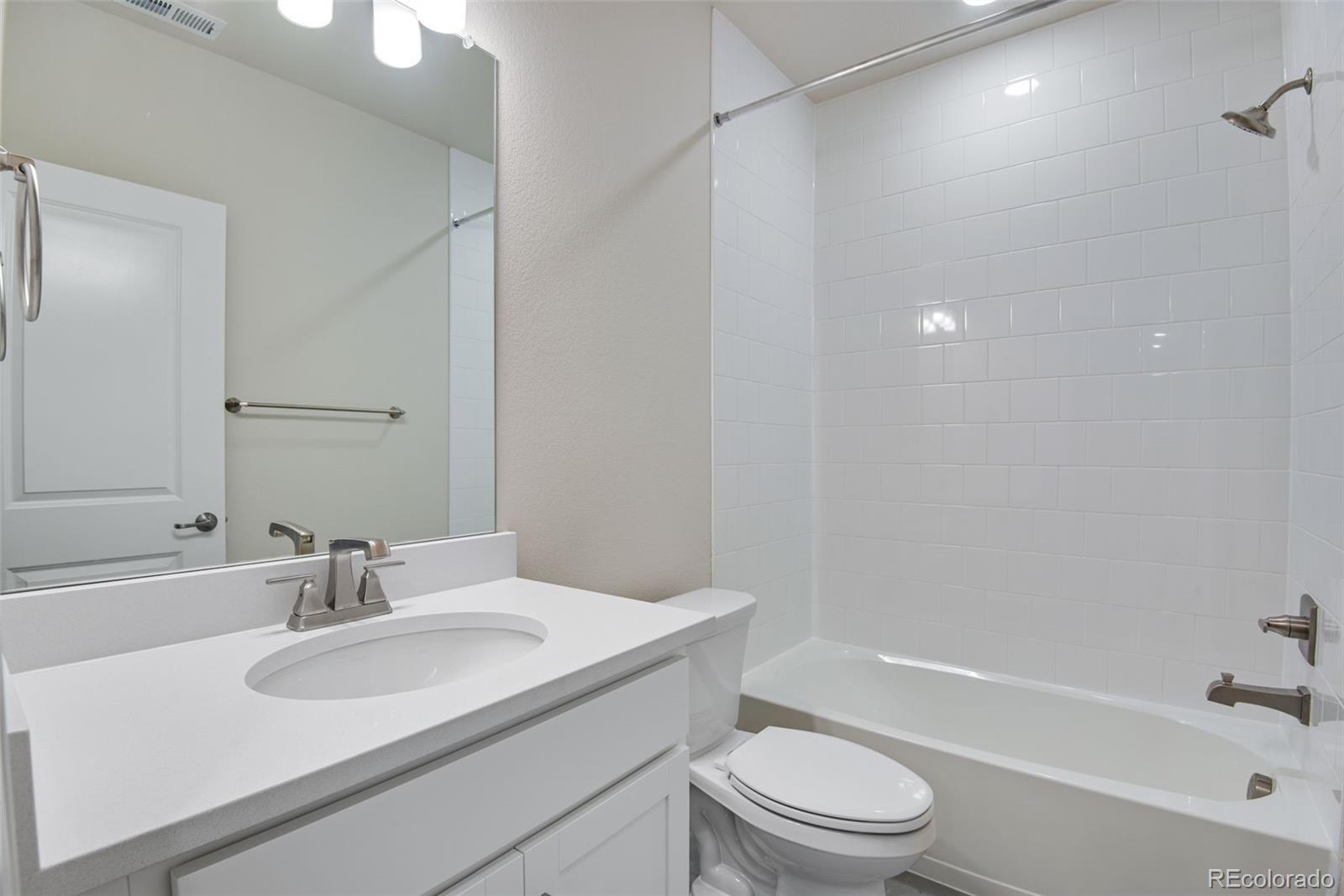 MLS Image #29 for 3443 n gold bug court,aurora, Colorado