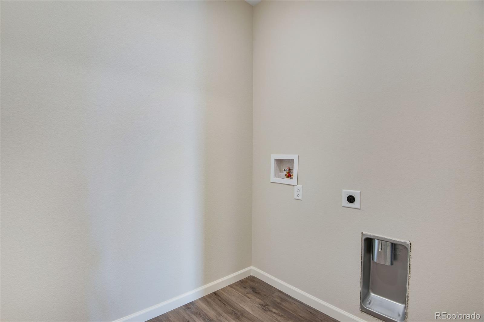 MLS Image #33 for 3443 n gold bug court,aurora, Colorado