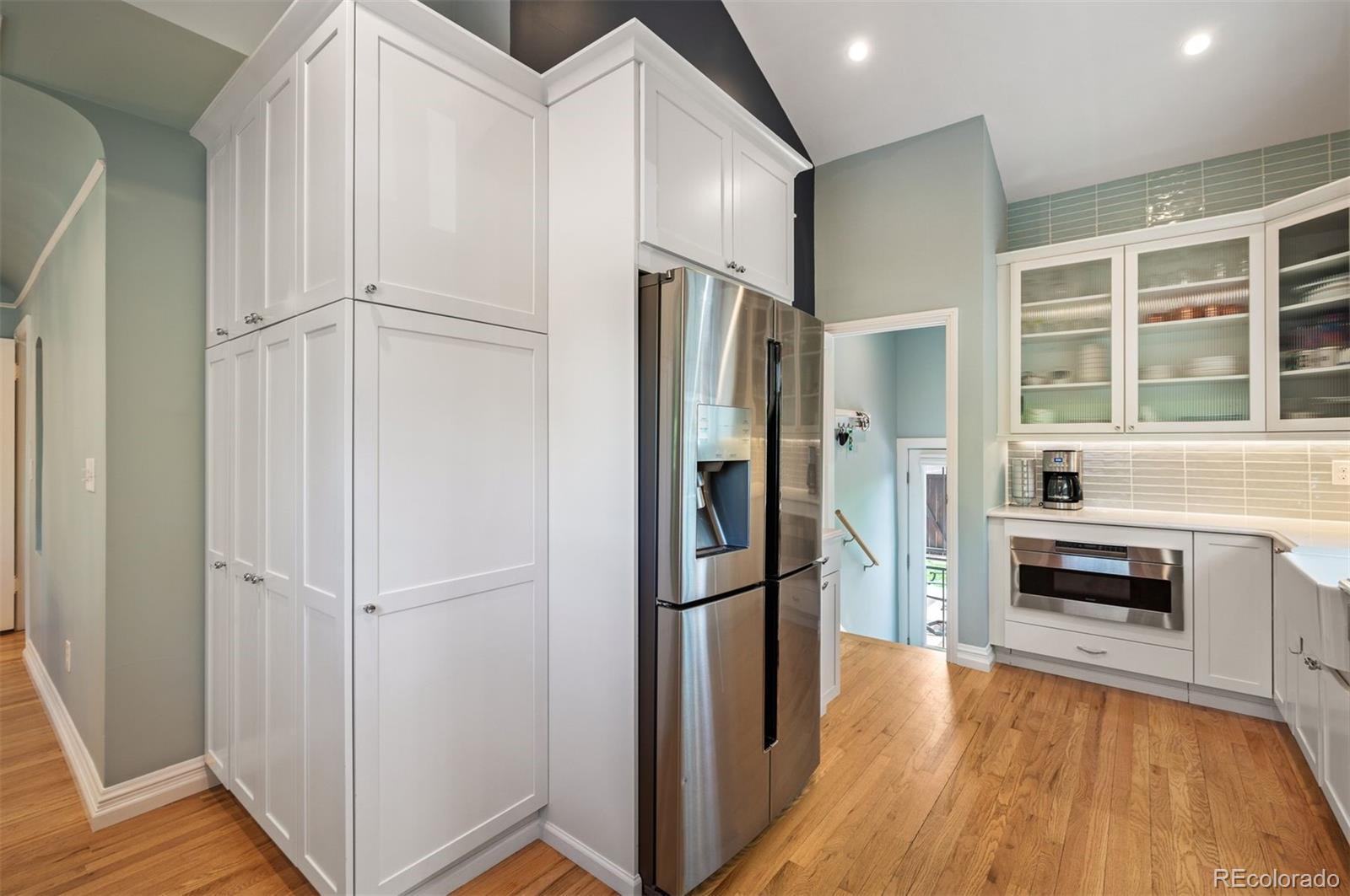 MLS Image #10 for 2300  jasmine street,denver, Colorado