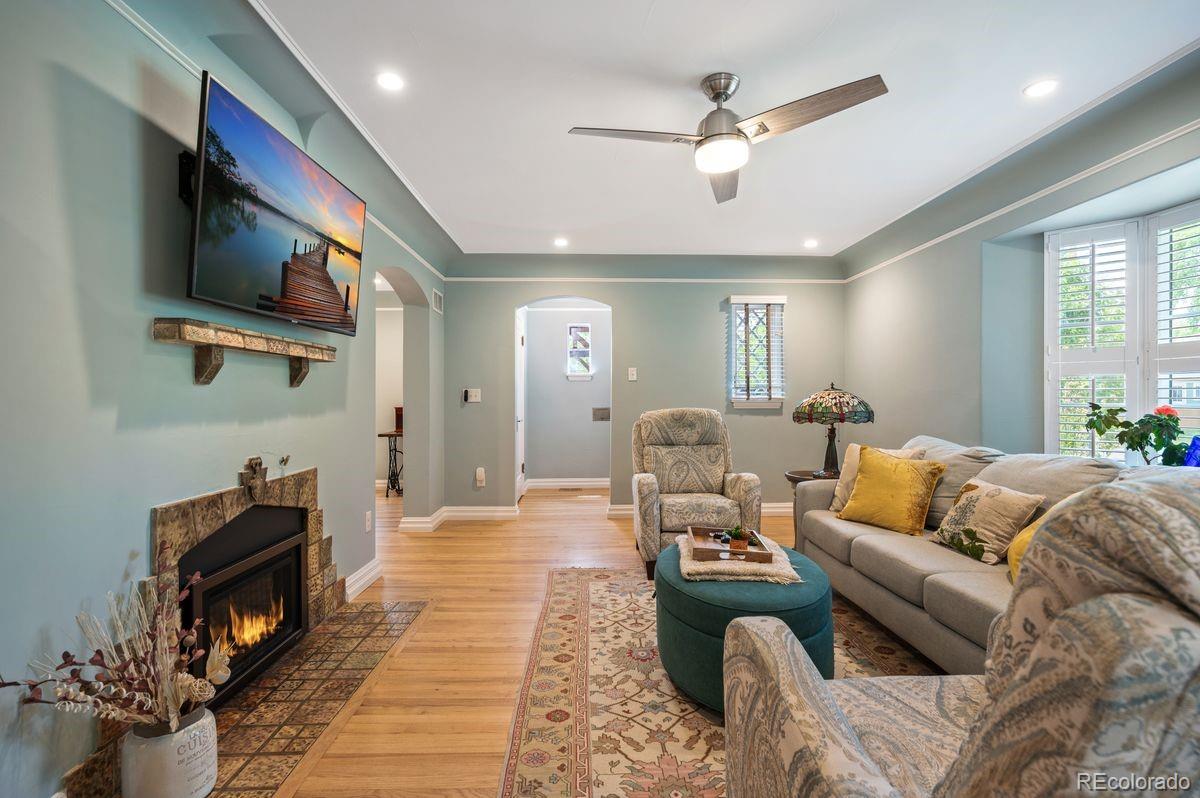 MLS Image #5 for 2300  jasmine street,denver, Colorado