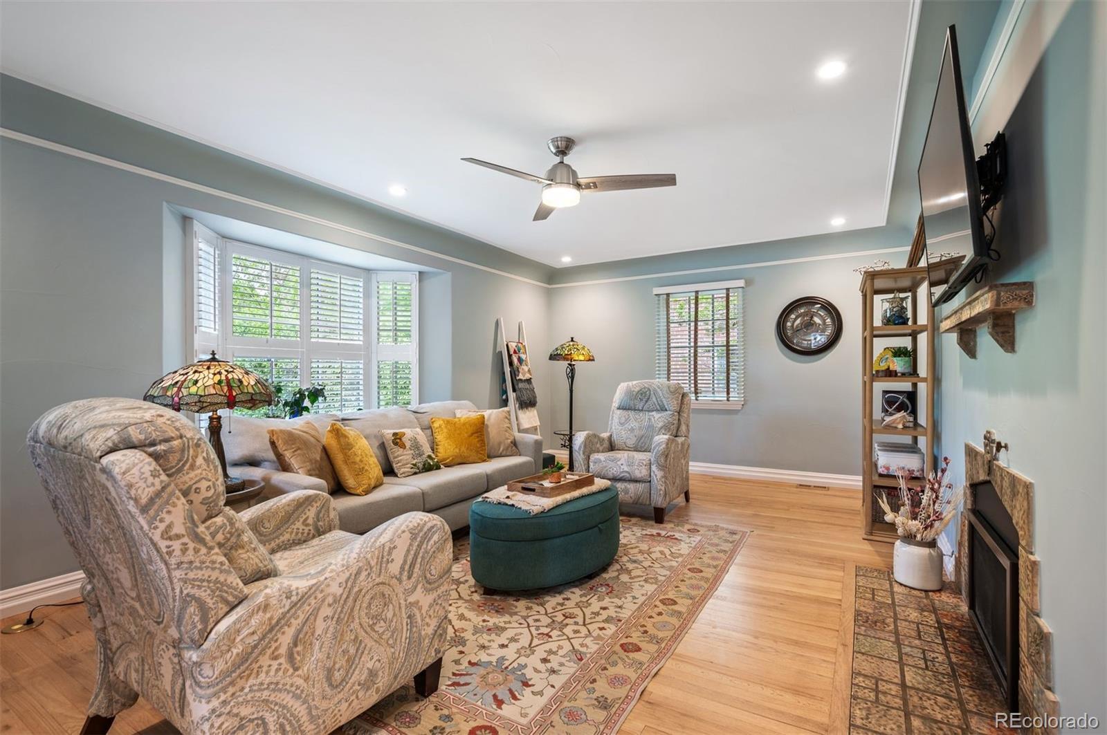 MLS Image #7 for 2300  jasmine street,denver, Colorado