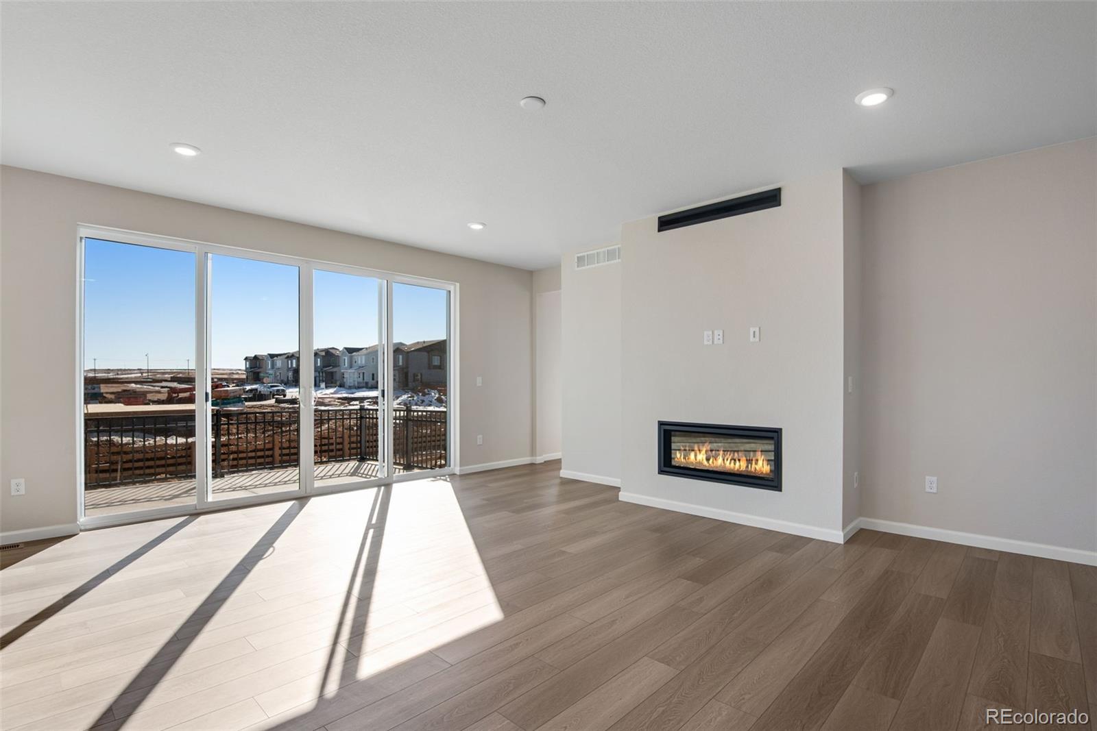 MLS Image #13 for 10022  wheeling street,commerce city, Colorado