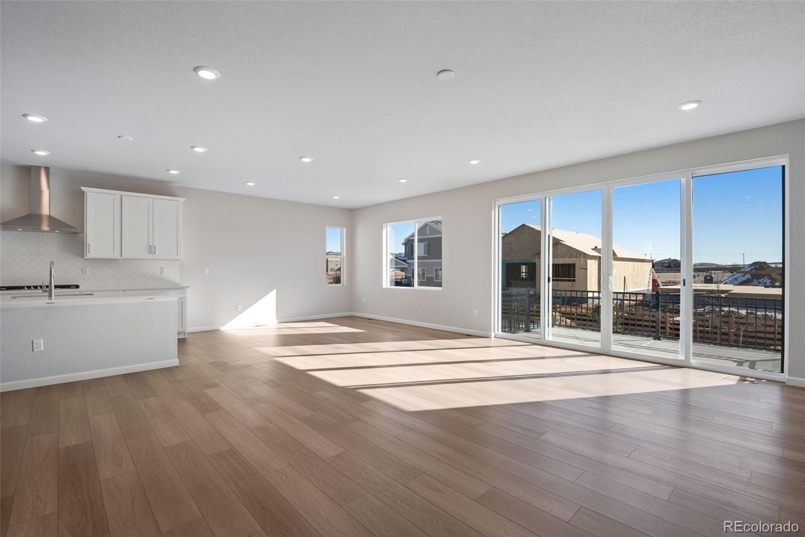 MLS Image #14 for 10022  wheeling street,commerce city, Colorado