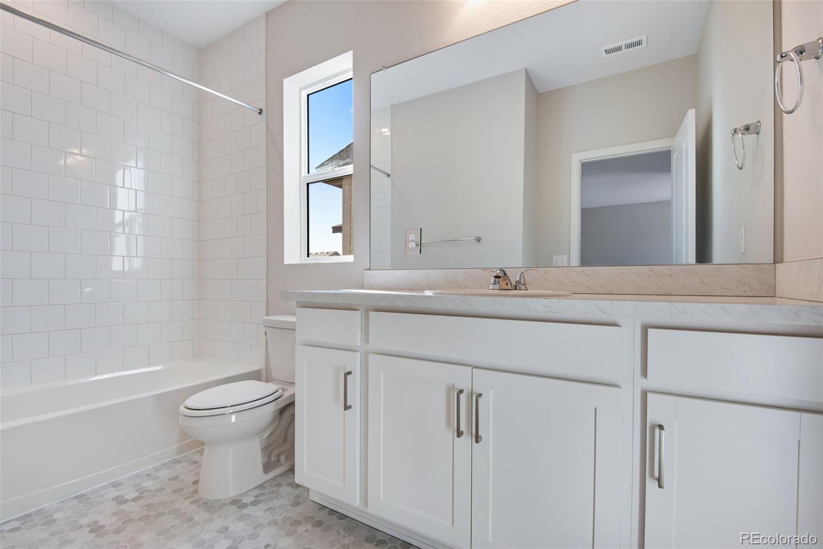 MLS Image #37 for 10022  wheeling street,commerce city, Colorado