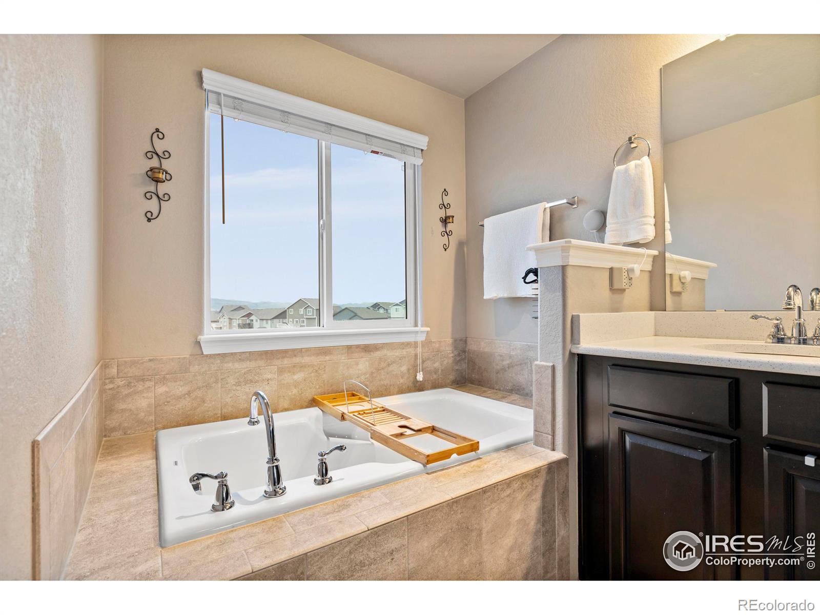 MLS Image #14 for 1481  larimer ridge parkway,timnath, Colorado