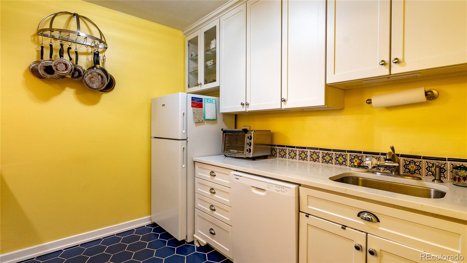 MLS Image #12 for 1436 n gilpin street,denver, Colorado
