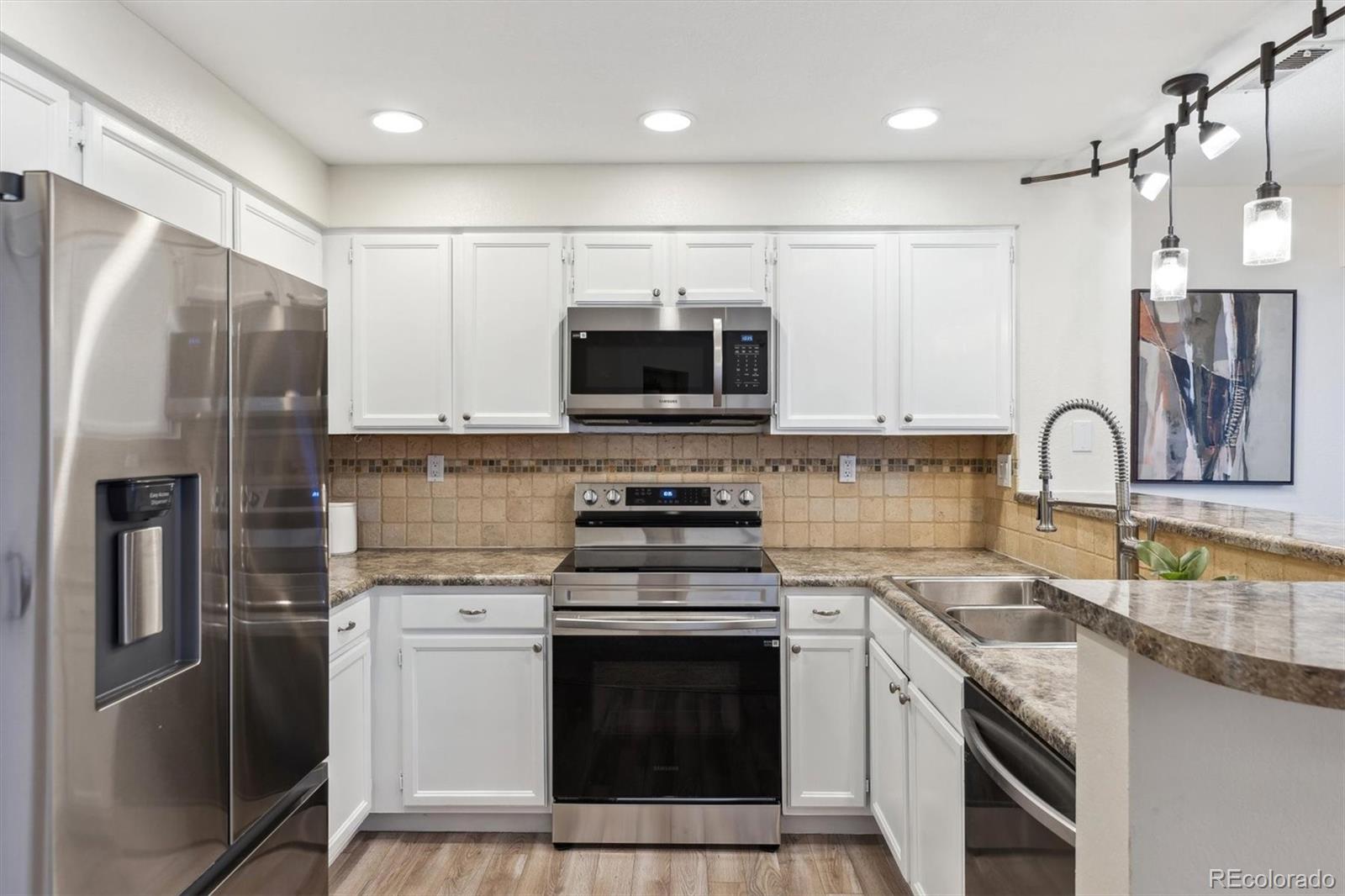 MLS Image #12 for 836 s vance street,lakewood, Colorado