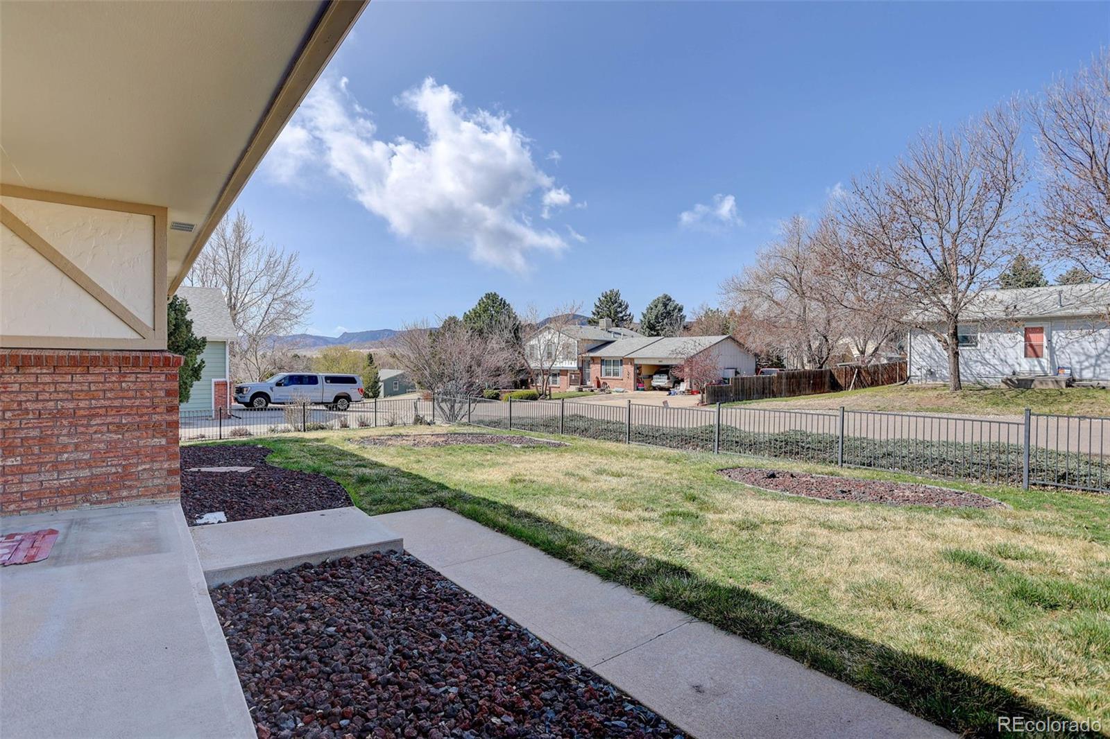 MLS Image #3 for 8396 s yarrow street,littleton, Colorado