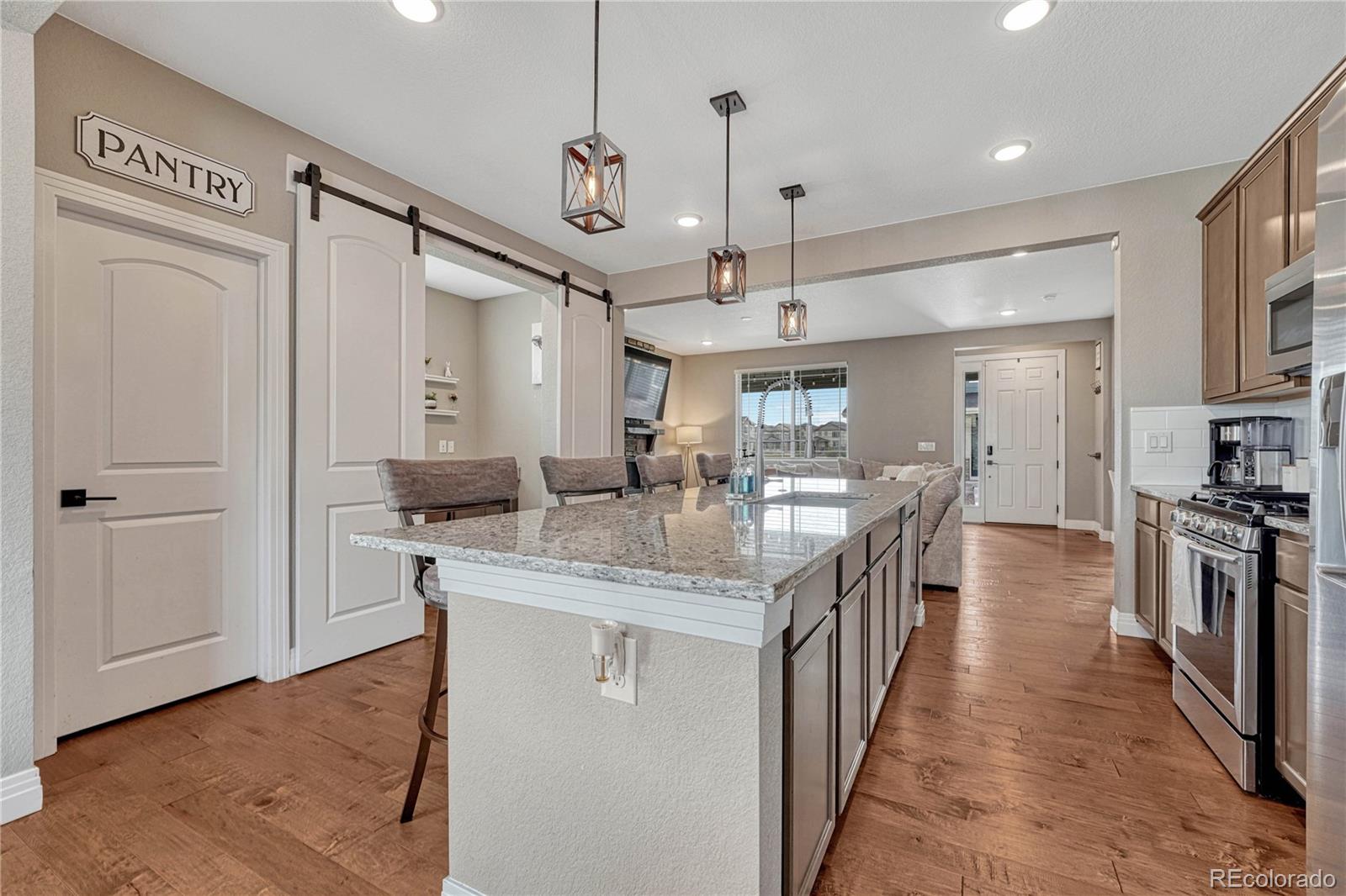 MLS Image #13 for 11926  norfolk court,commerce city, Colorado