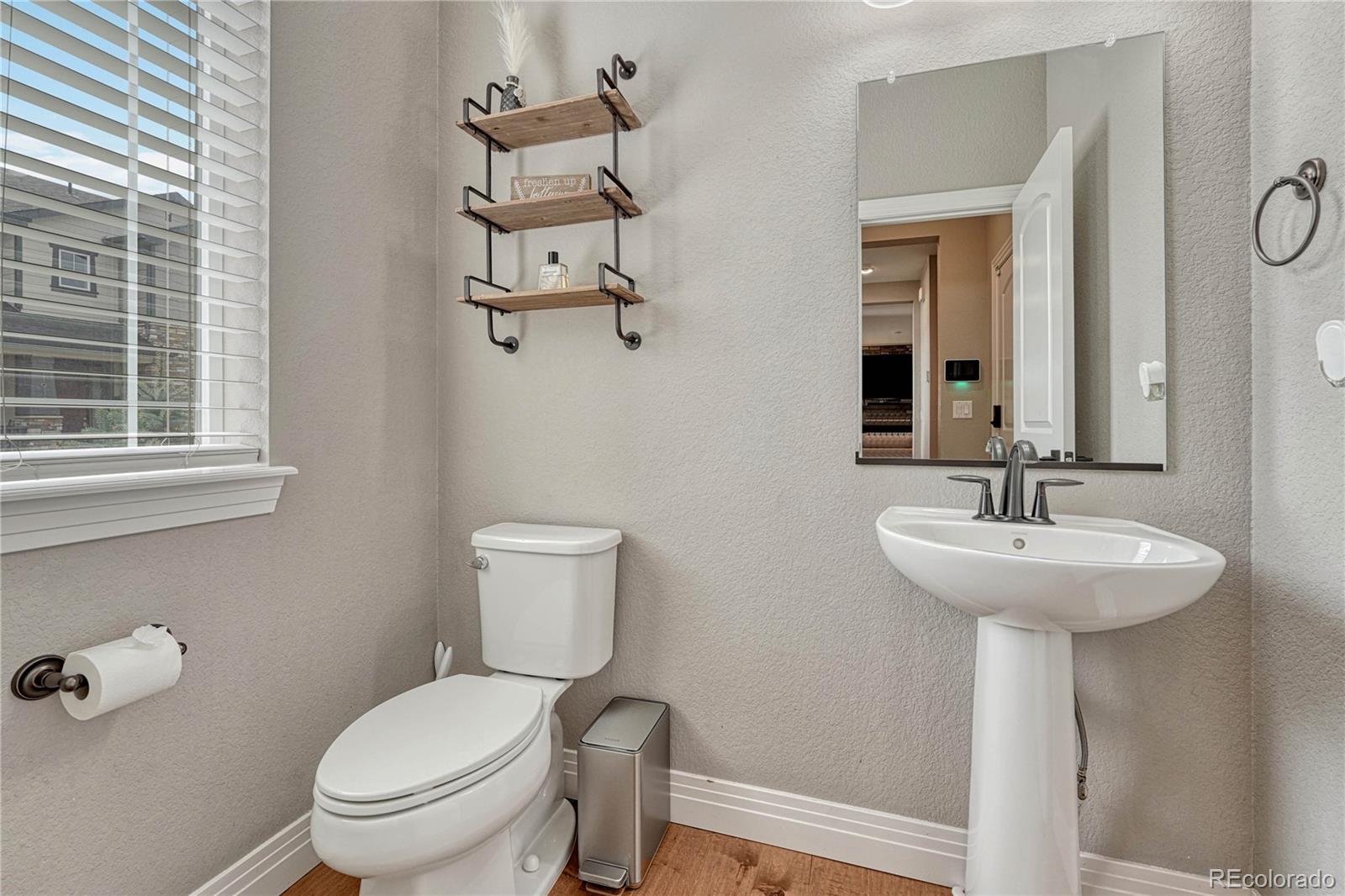 MLS Image #18 for 11926  norfolk court,commerce city, Colorado