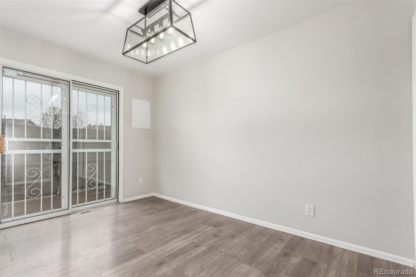 MLS Image #9 for 3667 w union avenue 2e,denver, Colorado